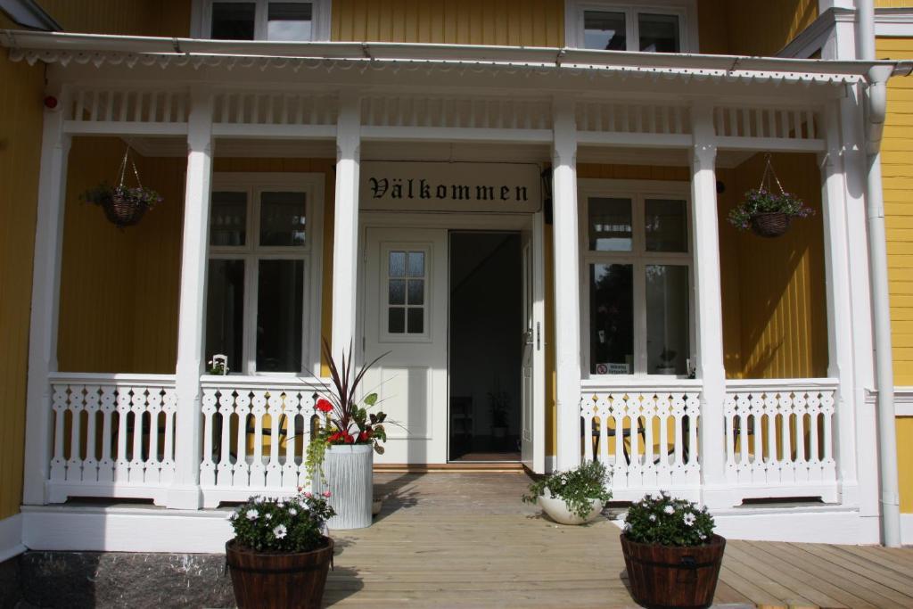 Hedenstugan B&B Hotel Bergby Ngoại thất bức ảnh