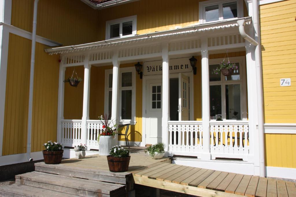 Hedenstugan B&B Hotel Bergby Ngoại thất bức ảnh