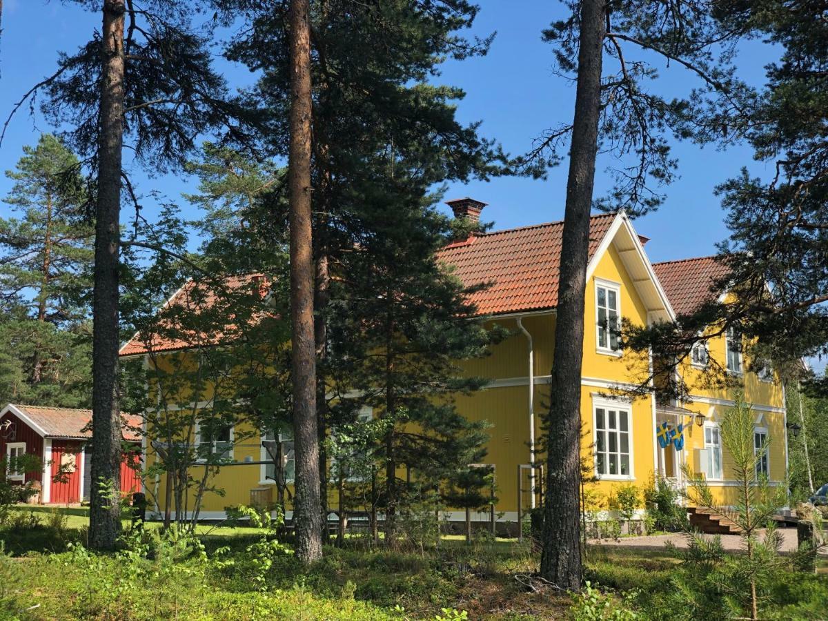 Hedenstugan B&B Hotel Bergby Ngoại thất bức ảnh